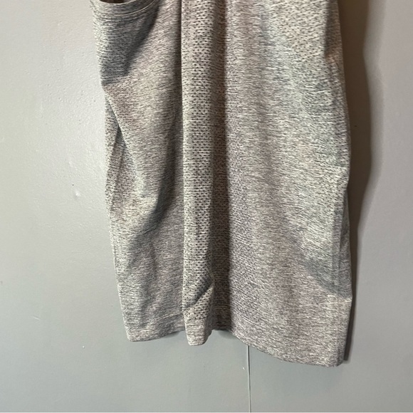 Lululemon Swiftly Tech Racerback tank top gray size 6 - Picture 9 of 9